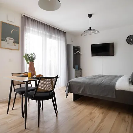 Schöne In Der Innenstadt I Home2share Apartment *