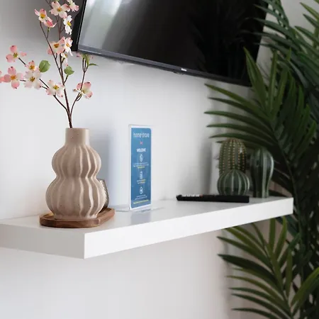 Schoene In Der Innenstadt I Home2share Apartment