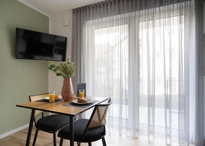 Schoene In Der Innenstadt I Kostenloses Parken I Home2share Apartman *